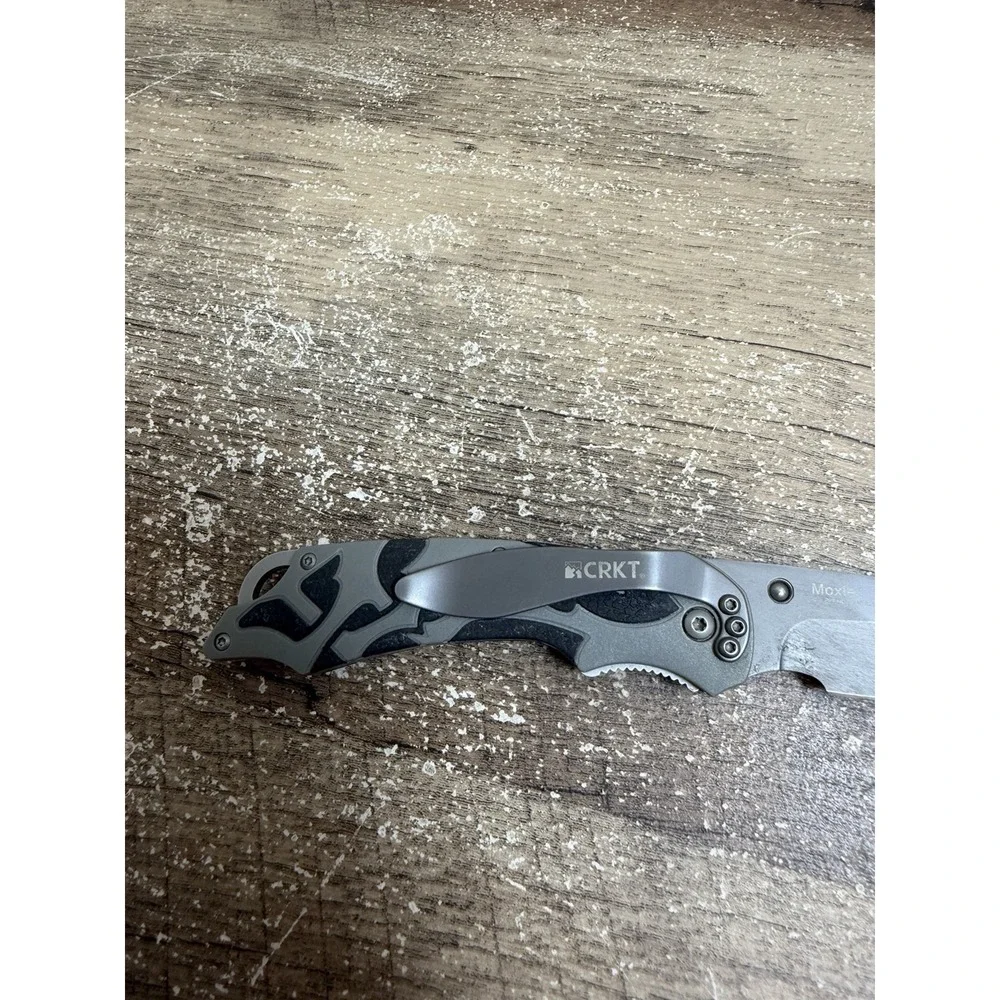 CRKT 1102 MOXIE ASSISTED OPEN LINKER LOCK KNIFE